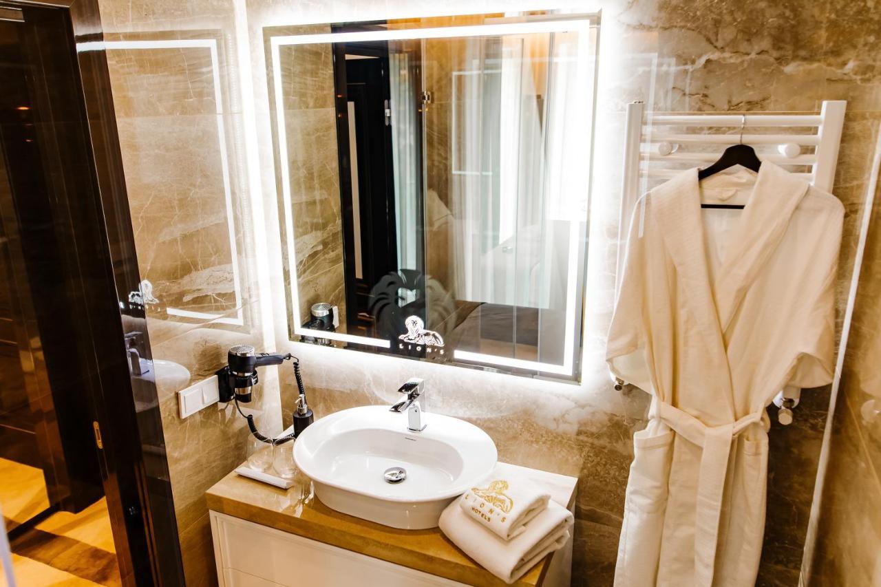 Lion'S Hotel Kişinev Dış mekan fotoğraf