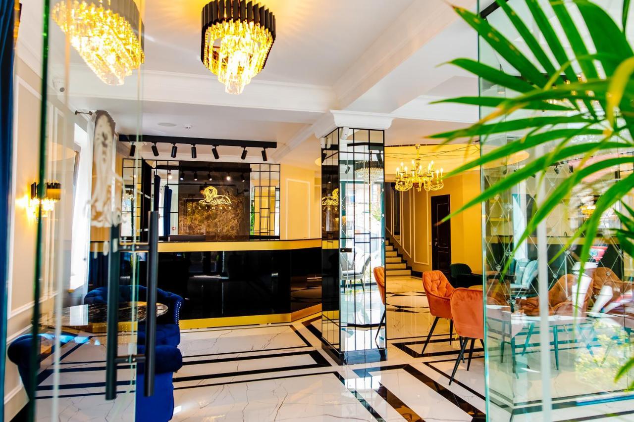 Lion'S Hotel Kişinev Dış mekan fotoğraf