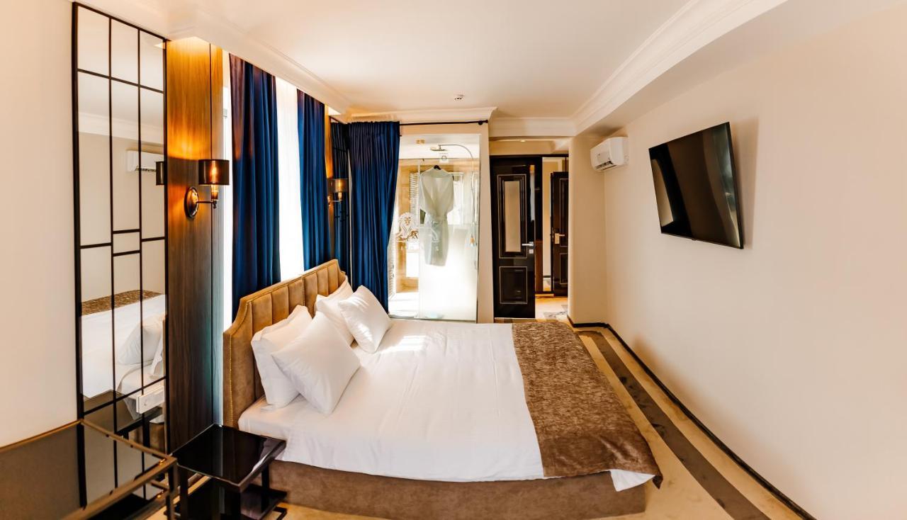 Lion'S Hotel Kişinev Dış mekan fotoğraf