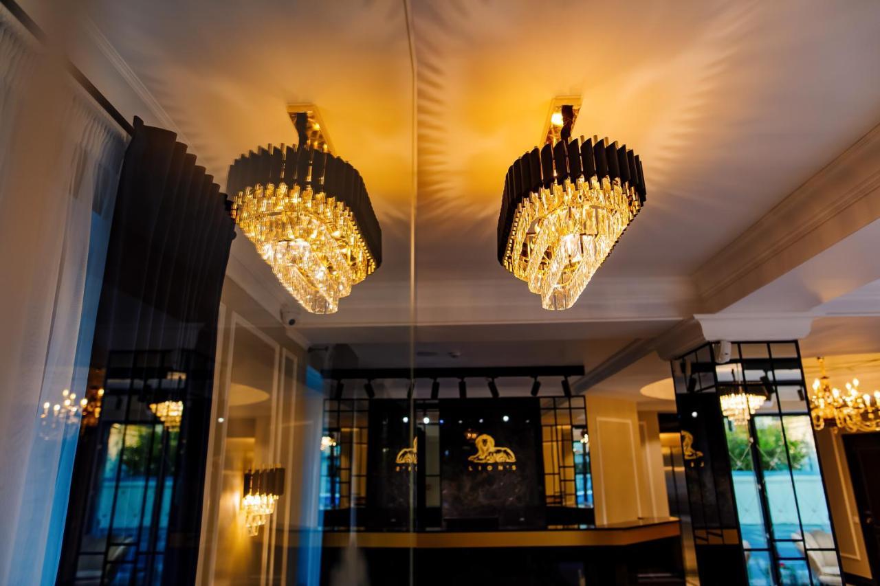 Lion'S Hotel Kişinev Dış mekan fotoğraf