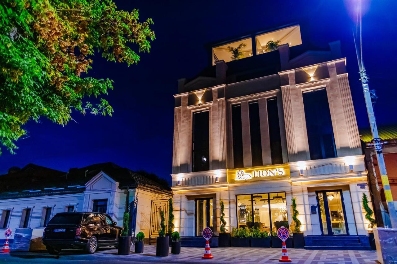 Lion'S Hotel Kişinev Dış mekan fotoğraf