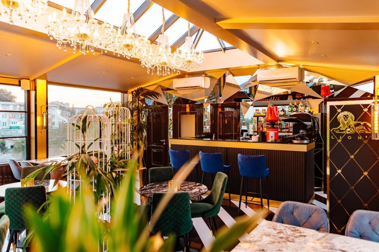 Lion'S Hotel Kişinev Dış mekan fotoğraf